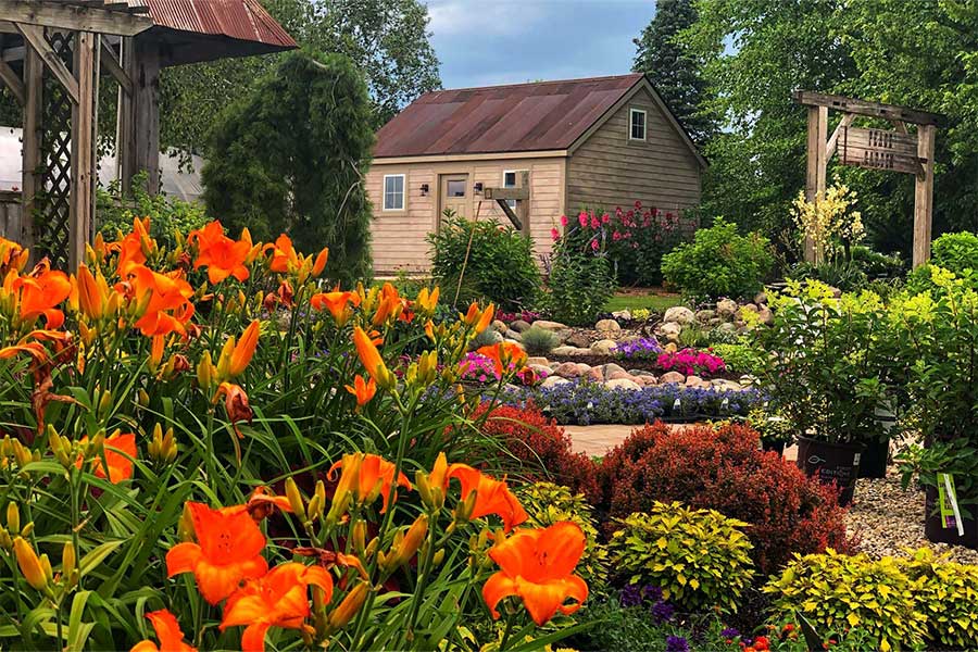 Eberts-Greenhouse-Village-Ixonia.jpg