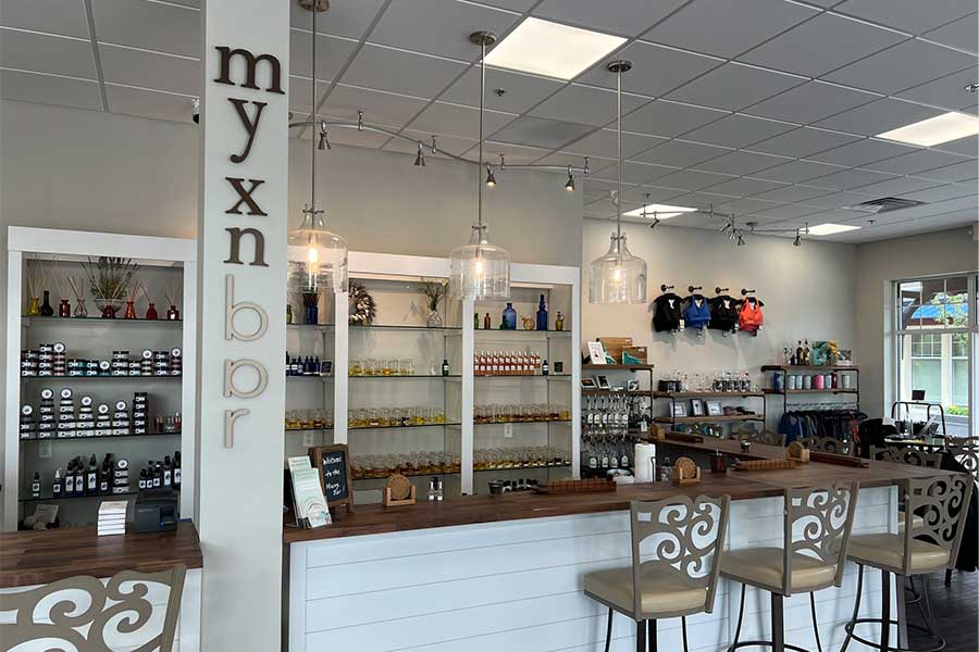 Myxn Bar Boutique