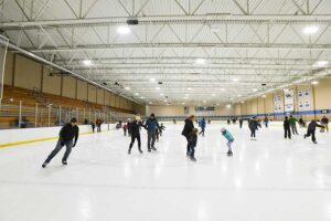 Naga-Waukee-Park-Ice-Arena