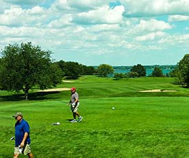 Naga-Waukee-War-Memorial-Golf-Course.jpg